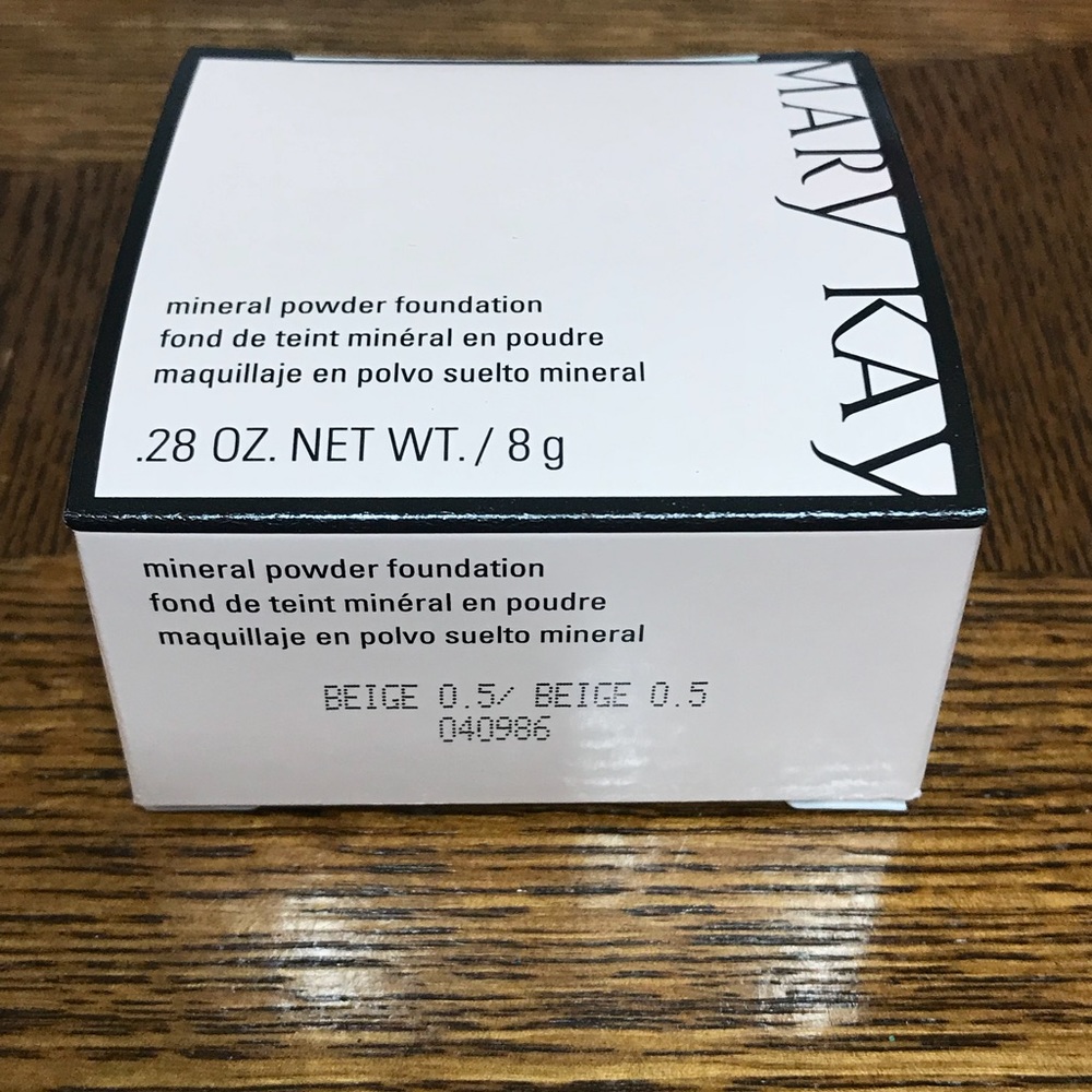 Mary Kay Beige 0.5 Foundation Mineral Powder